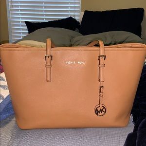 MK purse